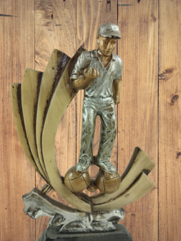 Trofeo chico jugando a la petanca, 18.5 cm