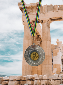  Medalha de prata com folha grande, 6.5 cm