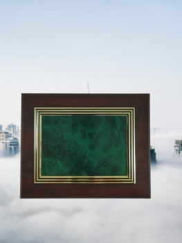 Placa homenaje outlet en oferta color verde efecto marmol (diferentes tamaños) Madera sobremesa con placa de aluminio en oferta.
