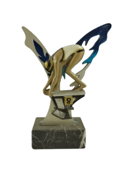 Trofeo para natacion con alas , 28 cm
