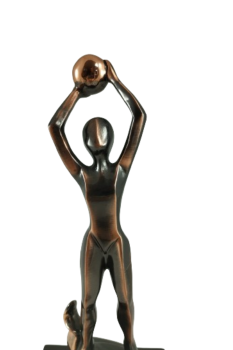 Trofeo bronce silueta con balon sobre peana, 24 cm