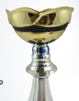 Copa dorada con detalles en color negro, 18 cm
